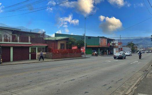 Inmueble de Uso Mixto, El Alto de Guadalupe