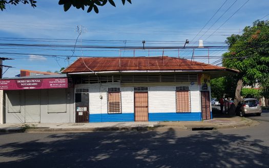 Local Esquinero, Puntarenas