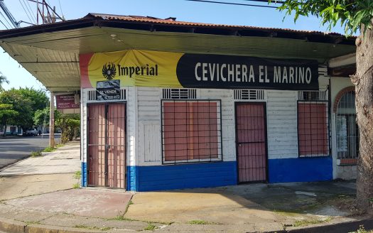 Local Esquinero, Puntarenas