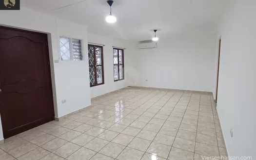 Amplia Casa en Rohrmoser, Cerca de la Embajada Americana